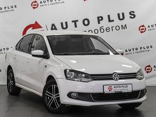 2013 Volkswagen Polo V, белый, 779000 рублей, вид 1