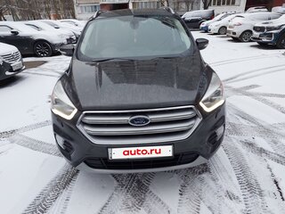 2017 Ford Kuga II Рестайлинг, серый, 2300000 рублей, вид 1