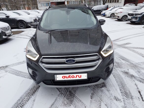 2017 Ford Kuga II Рестайлинг, серый, 2300000 рублей