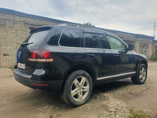 2007 Volkswagen Touareg I Рестайлинг, чёрный, 1220000 рублей, вид 5