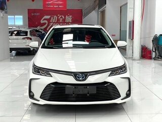2022 Toyota Corolla XII (E210), белый, 1550000 рублей, вид 2
