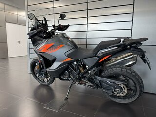 2022 KTM 1290 Super Adventure S, чёрный, 1440000 рублей, вид 5