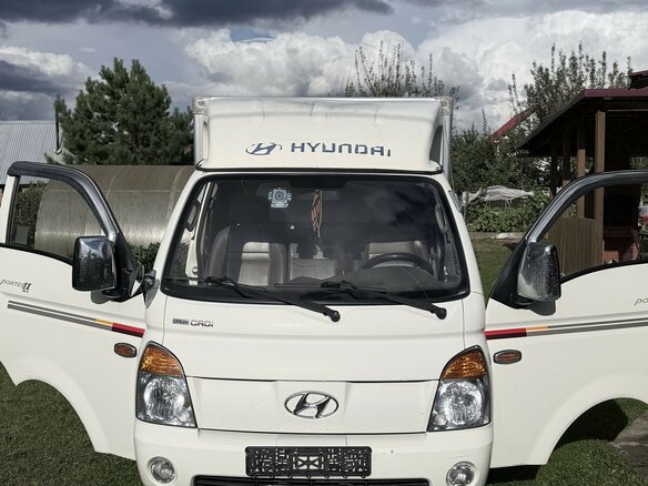 2010 Hyundai Porter II, белый, 1100000 рублей - вид 1