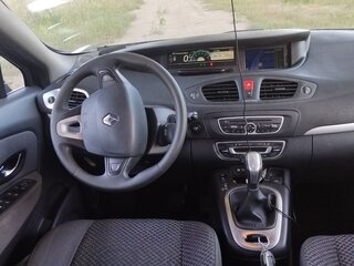 2011 Renault Scenic III, чёрный, 590000 рублей, вид 5