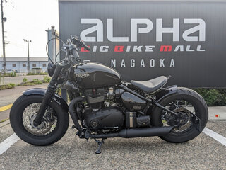 2018 Triumph Bonneville Bobber, чёрный, 1500000 рублей, вид 2