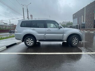 2010 Mitsubishi Pajero IV, серебристый, 1500000 рублей, вид 4