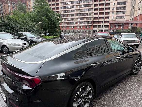 2020 Kia K5 III, чёрный, 2890000 рублей - вид 3