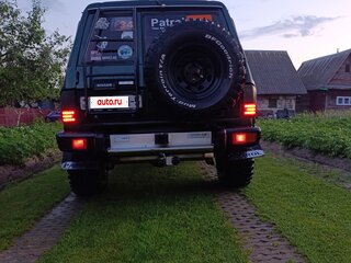 1991 Nissan Patrol IV (Y60), зелёный, 2000000 рублей, вид 4