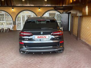 2020 BMW X5 40i IV (G05/G18), чёрный, 7000000 рублей, вид 2