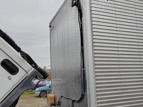 2001 Fuso (Mitsubishi) Canter, белый, 1500000 рублей, вид 2