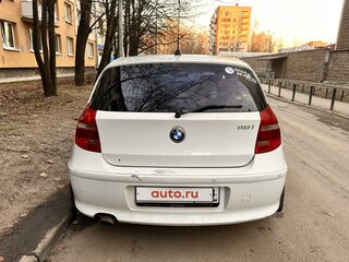 2011 BMW 1 серии 116i I (E81/E82/E87/E88) Рестайлинг, белый, 700000 рублей, вид 5