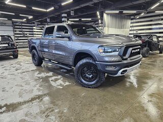 2018 Ram 1500 Crew Cab IV (DS/DJ), серый, 5350000 рублей, вид 3