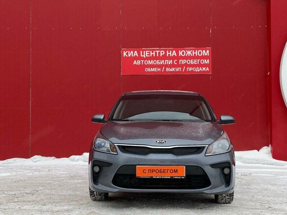2018 Kia Rio IV, серый - вид 1