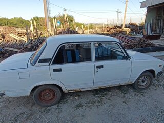 2011 Lada (ВАЗ) 2107, белый, 77300 рублей, вид 2