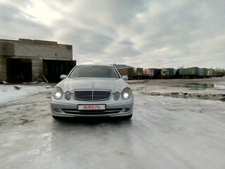 2003 Mercedes-Benz E-Класс 200 NGT III (W211, S211), серебристый, 780000 рублей, вид 2