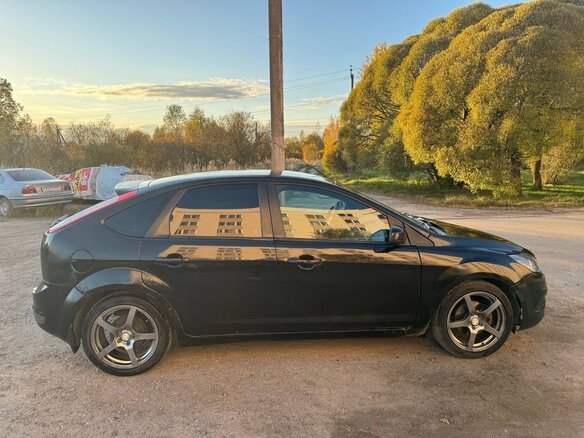 2008 Ford Focus II Рестайлинг, чёрный, 300000 рублей - вид 5