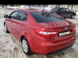 2016 Kia Rio III Рестайлинг, красный, 950000 рублей, вид 4