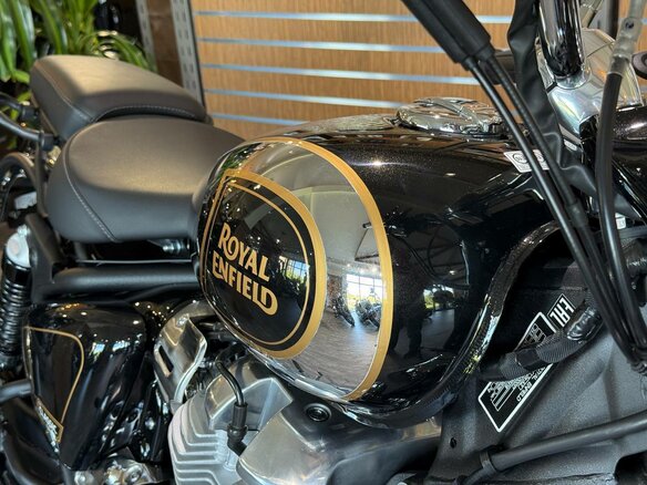 2026 Royal Enfield Classic 650, чёрный, 723000 рублей - вид 20