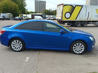 2011 Chevrolet Cruze I, синий, 550000 рублей, вид 2