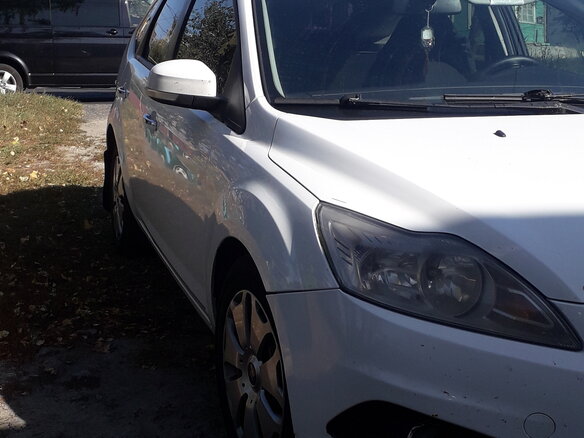2010 Ford Focus II Рестайлинг, белый