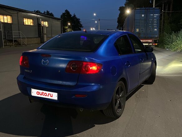 2005 Mazda 3 I (BK), синий, 270000 рублей - вид 2