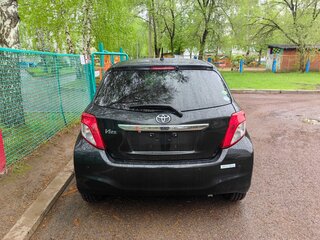 2012 Toyota Vitz III (XP130), чёрный, 865000 рублей, вид 5