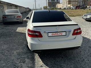 2009 Mercedes-Benz E-Класс 300 IV (W212, S212, C207), белый, 1500000 рублей, вид 5