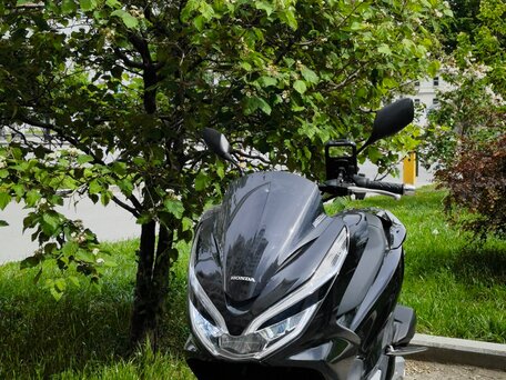 2018 Honda PCX 150, чёрный, 320000 рублей, вид 3