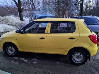 2008 Skoda Fabia II, жёлтый, 399000 рублей, вид 4