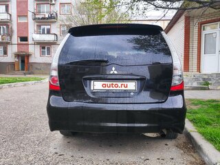 2008 Mitsubishi Grandis I, чёрный, 900000 рублей, вид 4