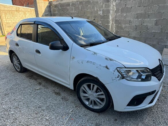 2018 Renault Logan II, белый, 599000 рублей - вид 1