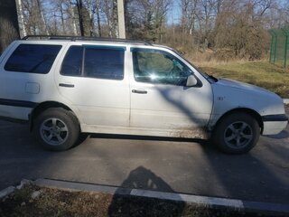 1997 Volkswagen Golf III, белый, 220000 рублей, вид 3