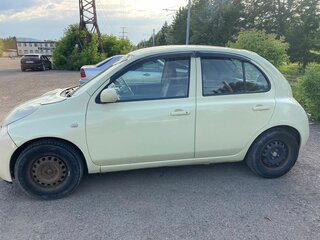 2002 Nissan March III (K12), жёлтый, 330000 рублей, вид 4