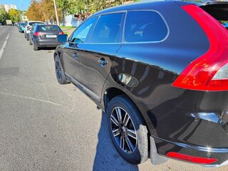 2017 Volvo XC60 I Рестайлинг, чёрный, 1793043 рублей, вид 5
