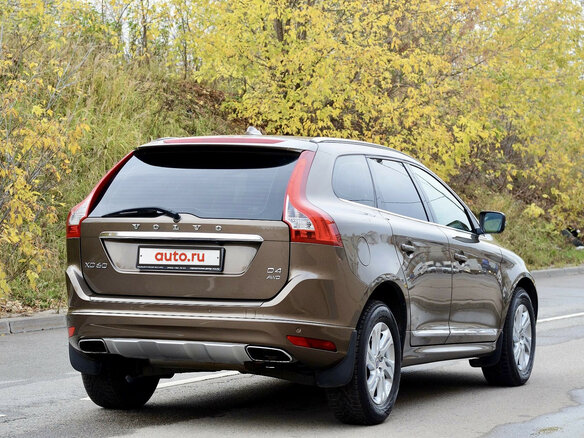 2013 Volvo XC60 I Рестайлинг, коричневый - вид 3