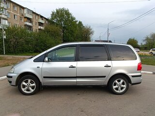 2007 Volkswagen Sharan I Рестайлинг 2, серебристый, 690000 рублей, вид 4