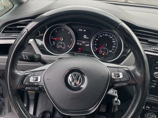 2019 Volkswagen Touran II, серый, 1800000 рублей, вид 5