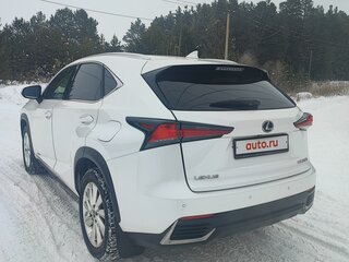 2018 Lexus NX 200 I Рестайлинг, белый, 3600000 рублей, вид 4