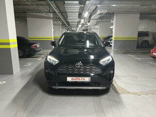 2020 Toyota RAV4 V (XA50), чёрный, 3900000 рублей, вид 3