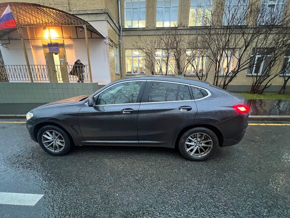 2019 BMW X4 20i II (G02), серый, 4350000 рублей - вид 5