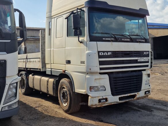 2005 DAF XF 95, белый, 1000000 рублей - вид 1