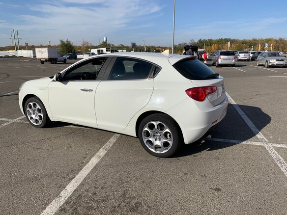 2012 Alfa Romeo Giulietta III, белый - вид 9