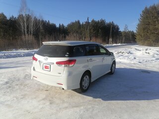 2011 Toyota Wish II, белый, 1200000 рублей, вид 4