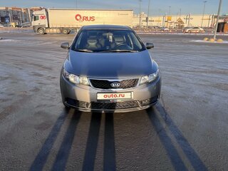 2011 Kia Cerato 5-speed II, серый, 920000 рублей, вид 4