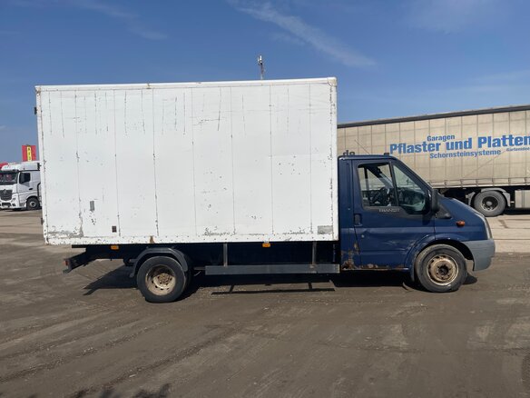 2009 Ford Transit, синий, 990000 рублей - вид 3