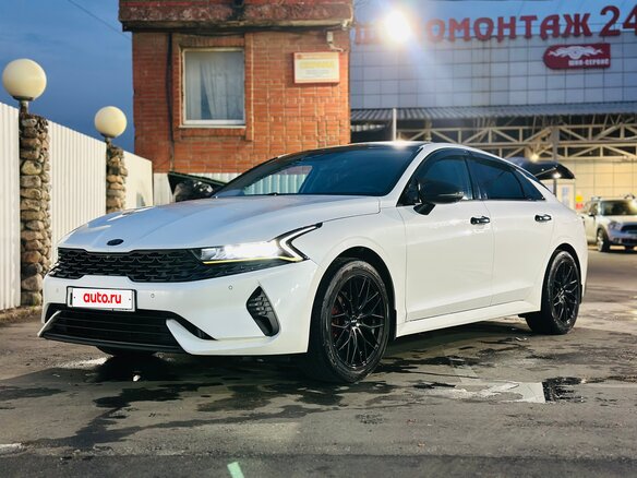 2020 Kia K5 III, белый, 2350000 рублей - вид 10