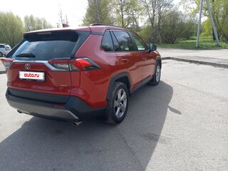 2021 Toyota RAV4 V (XA50), красный, 2870000 рублей, вид 5