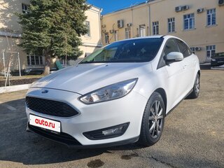 2017 Ford Focus III Рестайлинг, белый, 1500000 рублей, вид 3