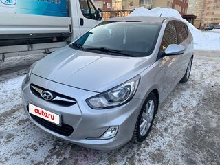 2012 Hyundai Solaris I, серебристый, 950000 рублей, вид 1