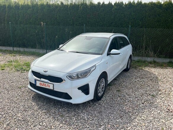 2020 Kia Ceed III, белый, 1350000 рублей